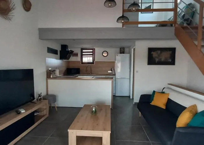 Location Maison De Jusqu'a 6 Personnes Pres Du Port Et De La 펜션 *