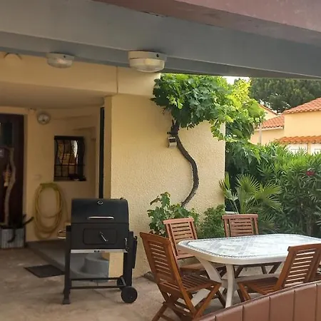 Maison Jusqu'a 6 Personnes A Proximite Du Port De La *